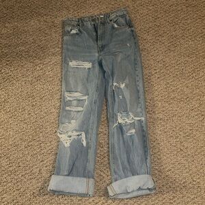 Zara Baggy Ripped Jeans size 6 US 38 EU lightly worn